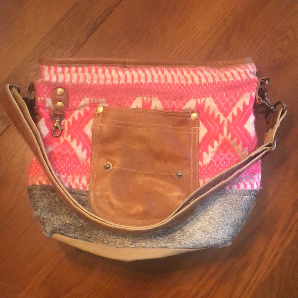 Myra Bag